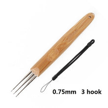 Load image into Gallery viewer, Alileader Crochet Hook For Dreadlocks Wig Needle 1/2/3 Hook Needle Hair Extension Tool Braider 0.5Mm/0.75Mm Bamboo Needle Holder